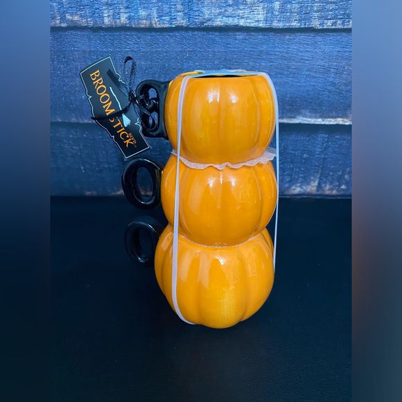 Broomstick Blvd Halloween Pumpkin Mug Stack - Picture 4 of 6